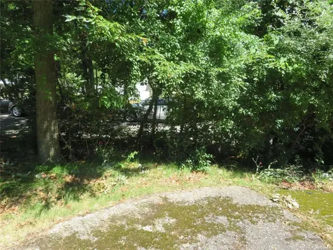 132 Patchogue Avenue Patchogue NY 11772