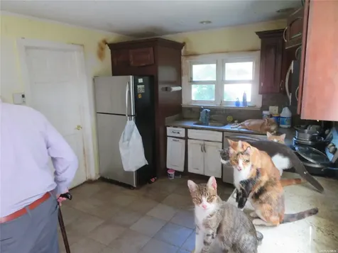 132 Patchogue Avenue Patchogue NY 11772