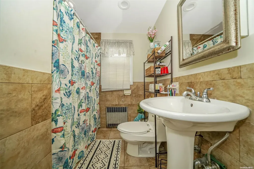 28 Green Avenue Lynbrook NY 11563