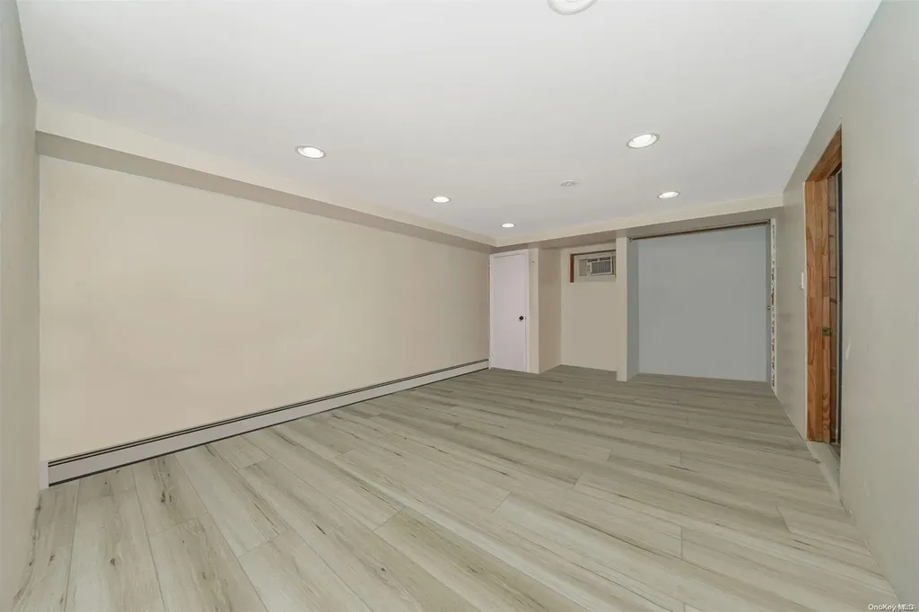 28 Green Avenue Lynbrook NY 11563