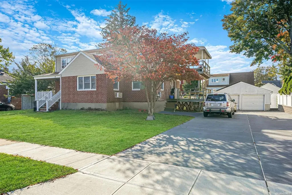 28 Green Avenue Lynbrook NY 11563