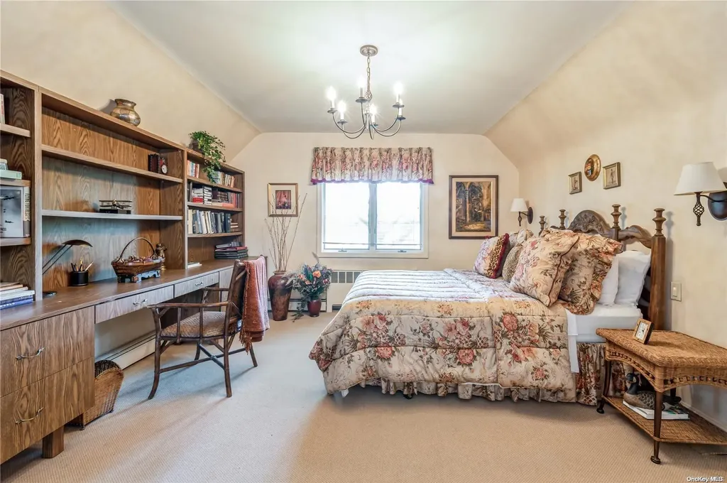 1663 Warwick Road Hewlett NY 11557