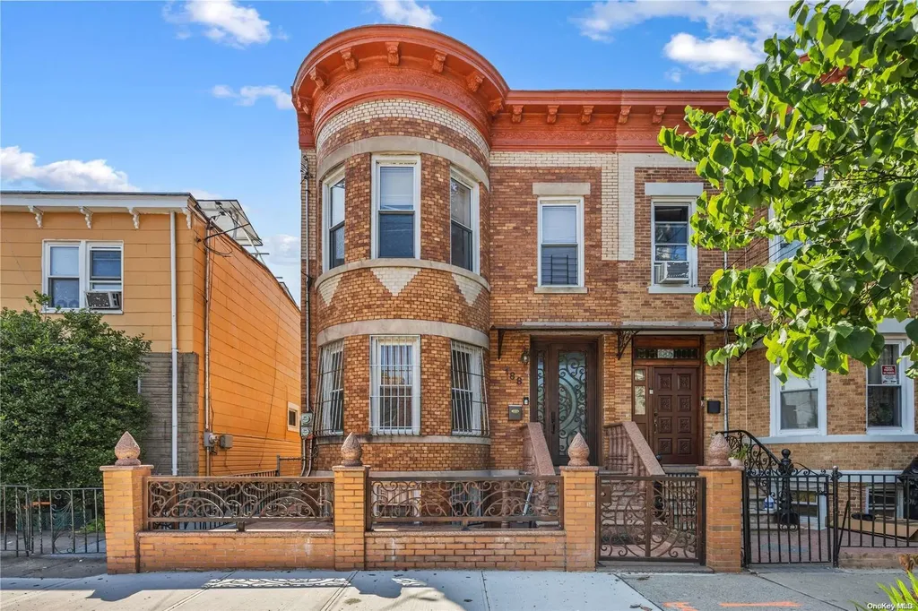 188 Conklin Avenue Brooklyn NY 11236