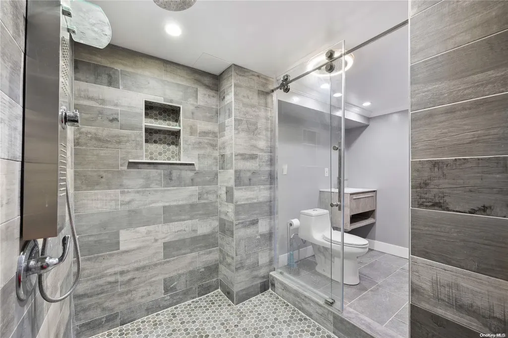 188 Conklin Avenue Brooklyn NY 11236