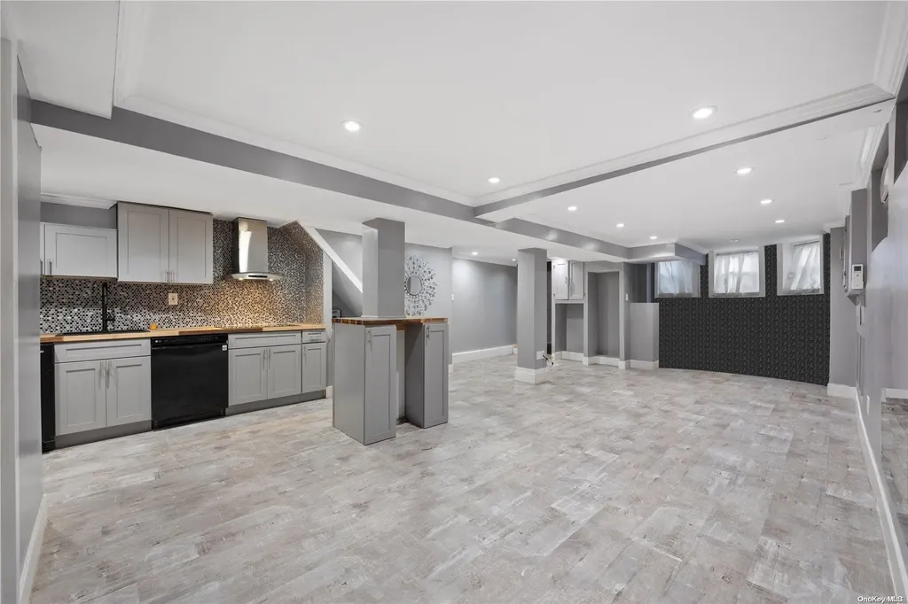 188 Conklin Avenue Brooklyn NY 11236