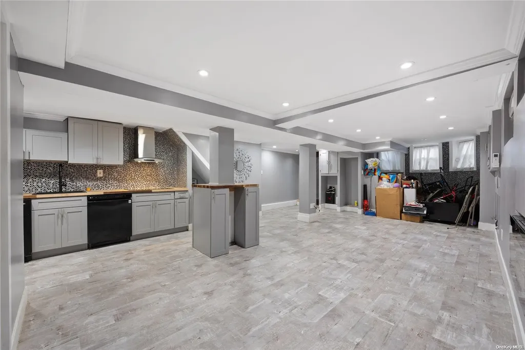 188 Conklin Avenue Brooklyn NY 11236