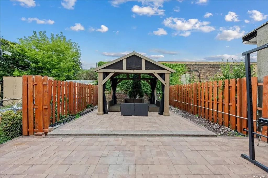 188 Conklin Avenue Brooklyn NY 11236