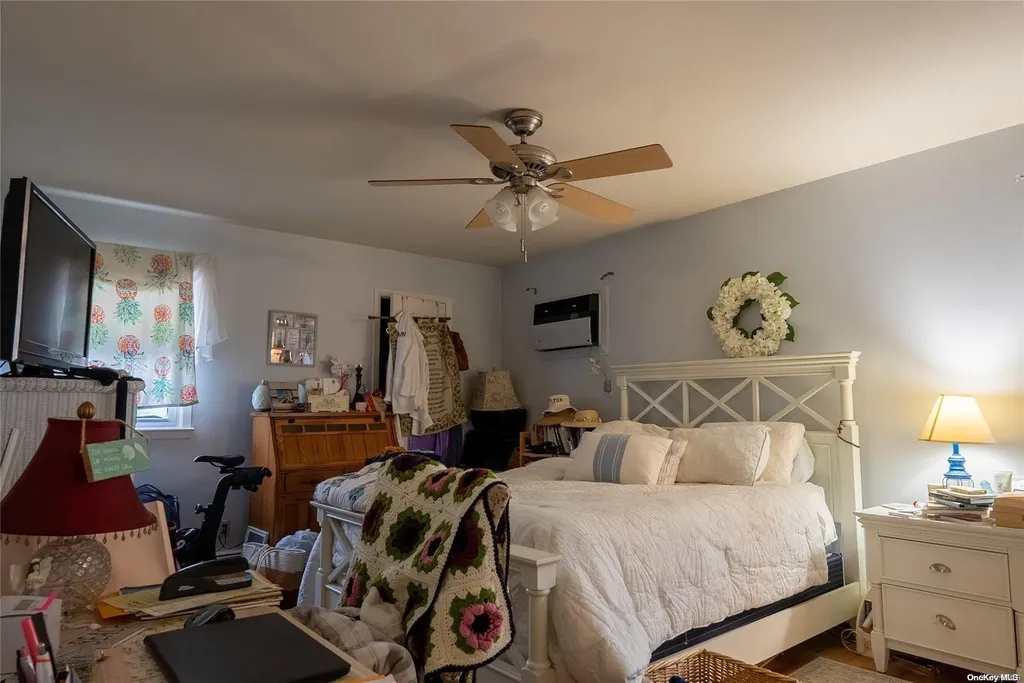 430 E Olive Street Long Beach NY 11561