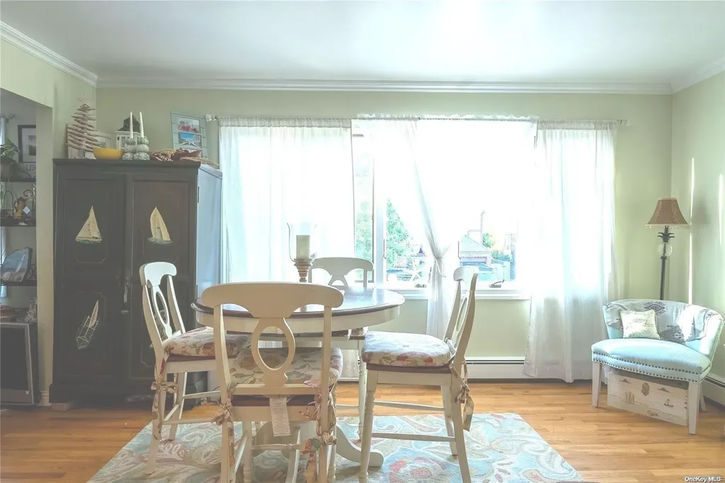 430 E Olive Street Long Beach NY 11561