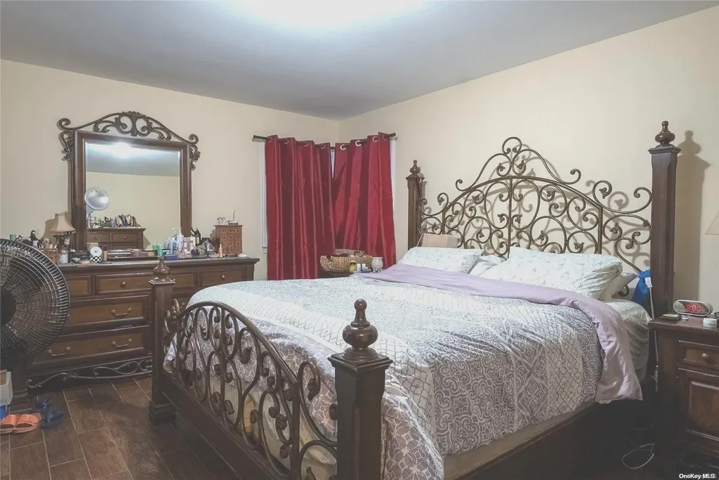 430 E Olive Street Long Beach NY 11561