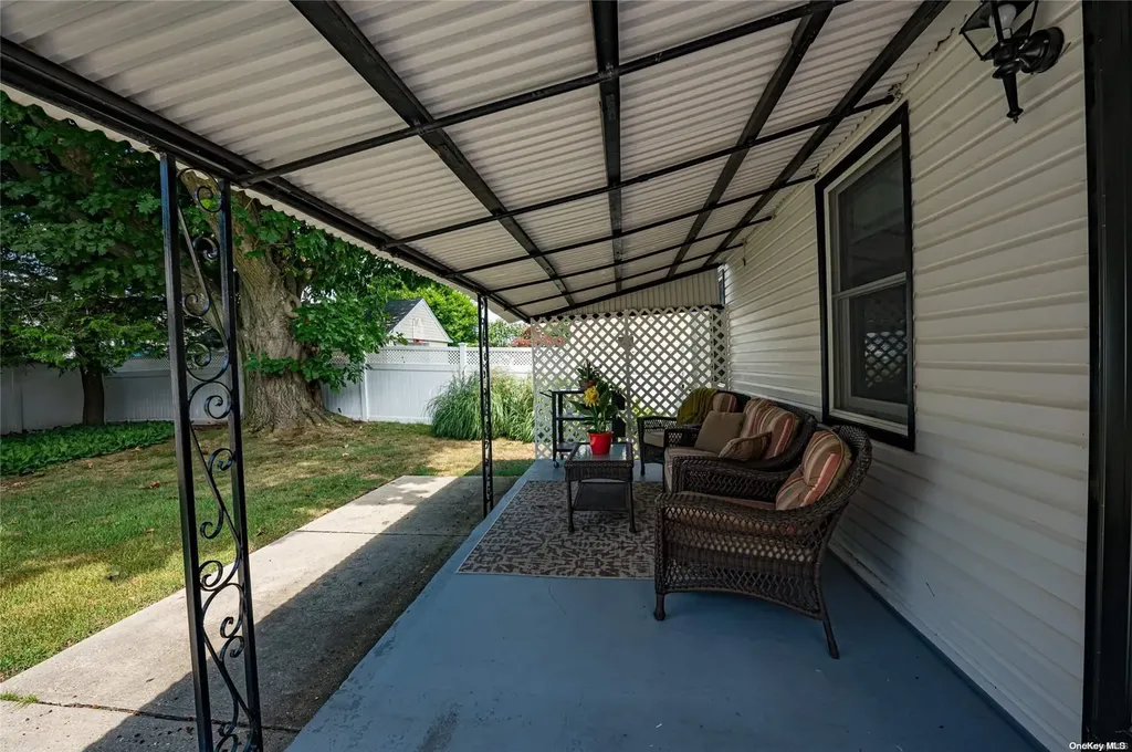 50 Norcross Avenue Bethpage NY 11714
