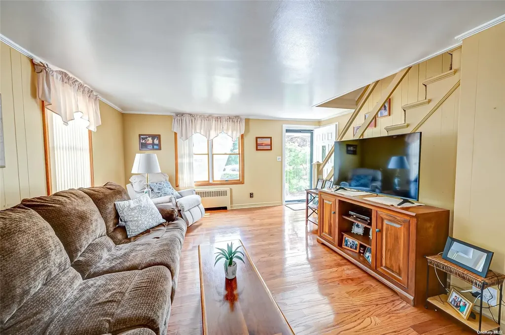 50 Norcross Avenue Bethpage NY 11714