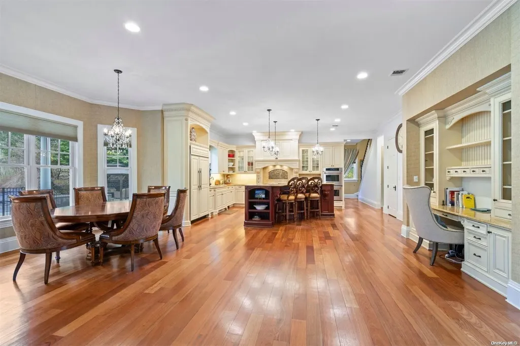 280 Southdown Road Lloyd Harbor NY 11743