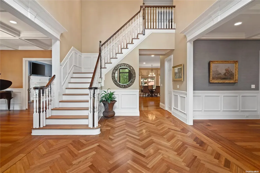 280 Southdown Road Lloyd Harbor NY 11743