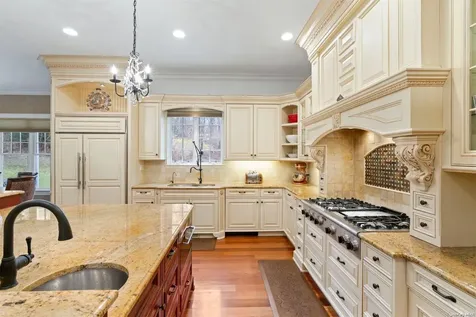 280 Southdown Road Lloyd Harbor NY 11743