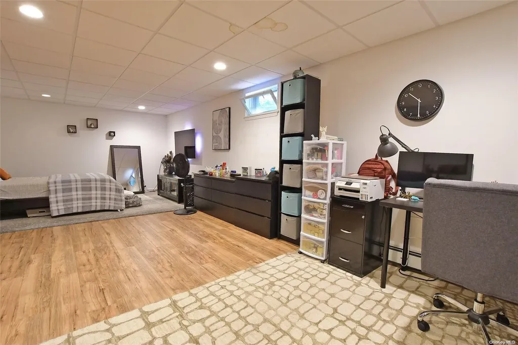 17 Kathleen Crescent Coram NY 11727