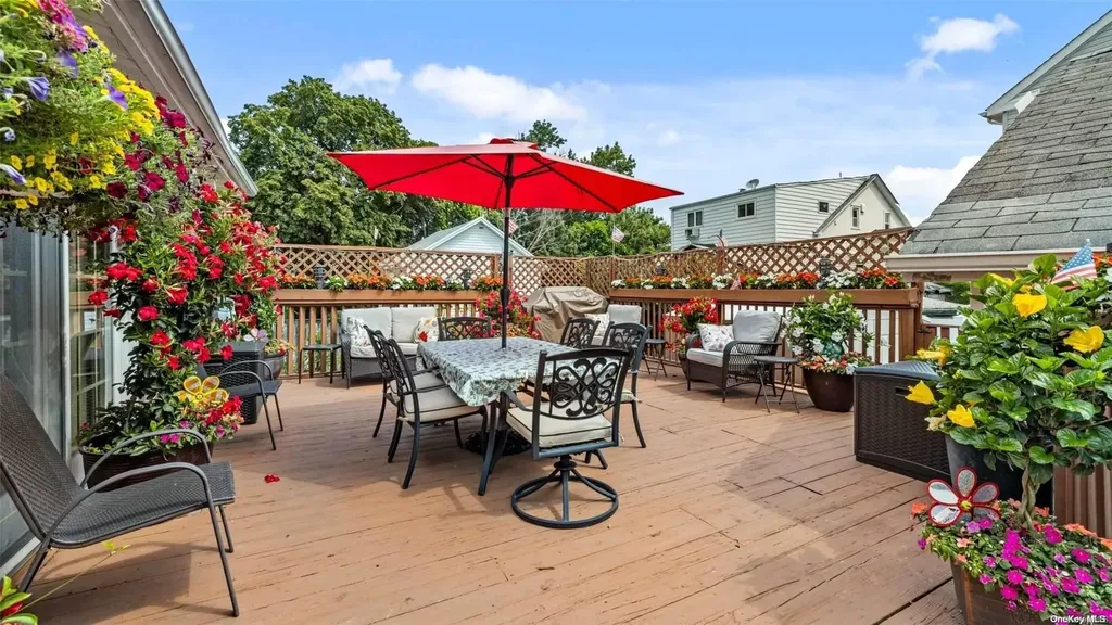 532 Cedarhurst Avenue Cedarhurst NY 11516
