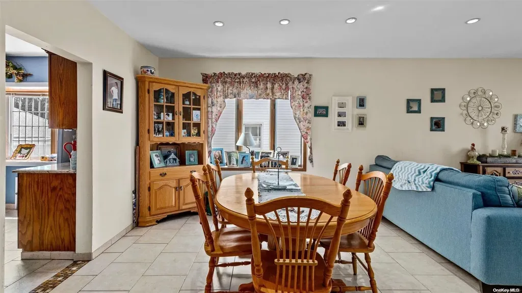 532 Cedarhurst Avenue Cedarhurst NY 11516