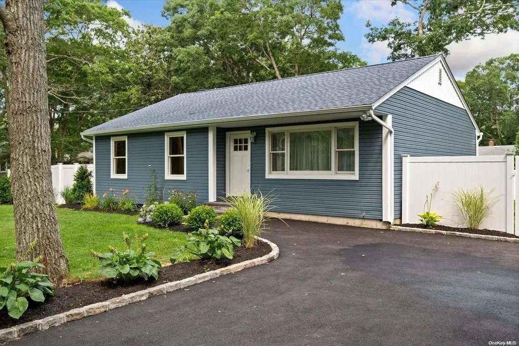 55 Pine Road Mastic Beach NY 11951