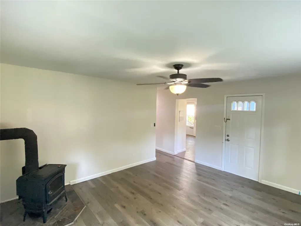 257 Forrest Avenue Shirley NY 11967