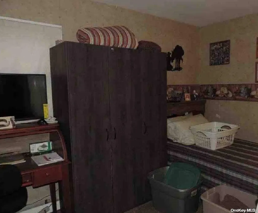 20 Seitz Terrace Poughkeepsie NY 12603
