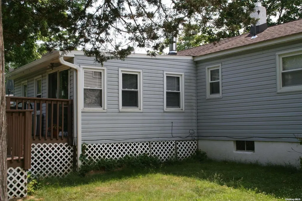 20 Seitz Terrace Poughkeepsie NY 12603