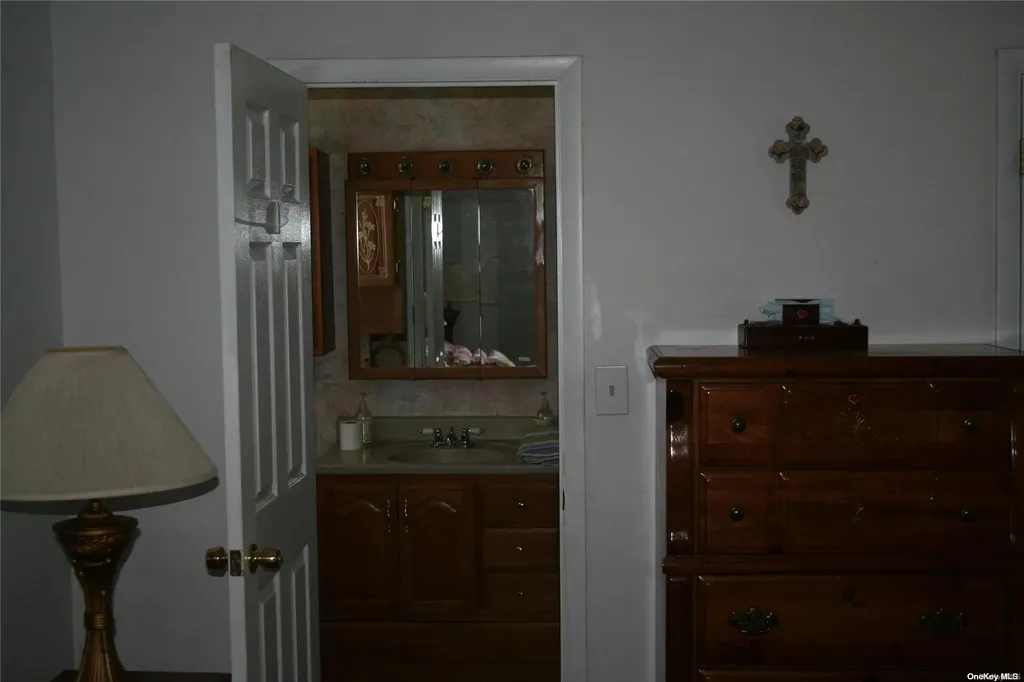 20 Seitz Terrace Poughkeepsie NY 12603