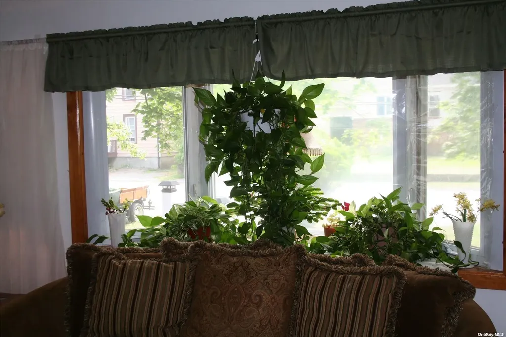 20 Seitz Terrace Poughkeepsie NY 12603