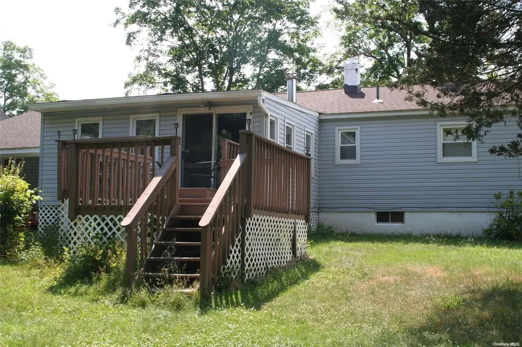 20 Seitz Terrace Poughkeepsie NY 12603