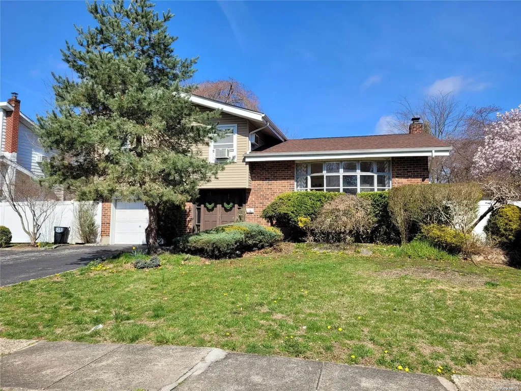 29 Village Drive Jericho NY 11753