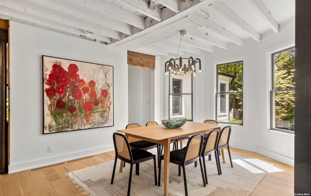 13 Hansen Place Sea Cliff NY 11579