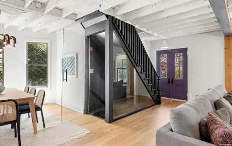 13 Hansen Place Sea Cliff NY 11579