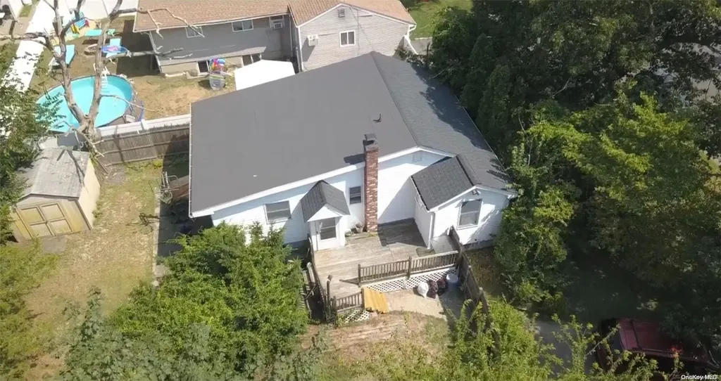102 Blue Point Road Selden NY 11784