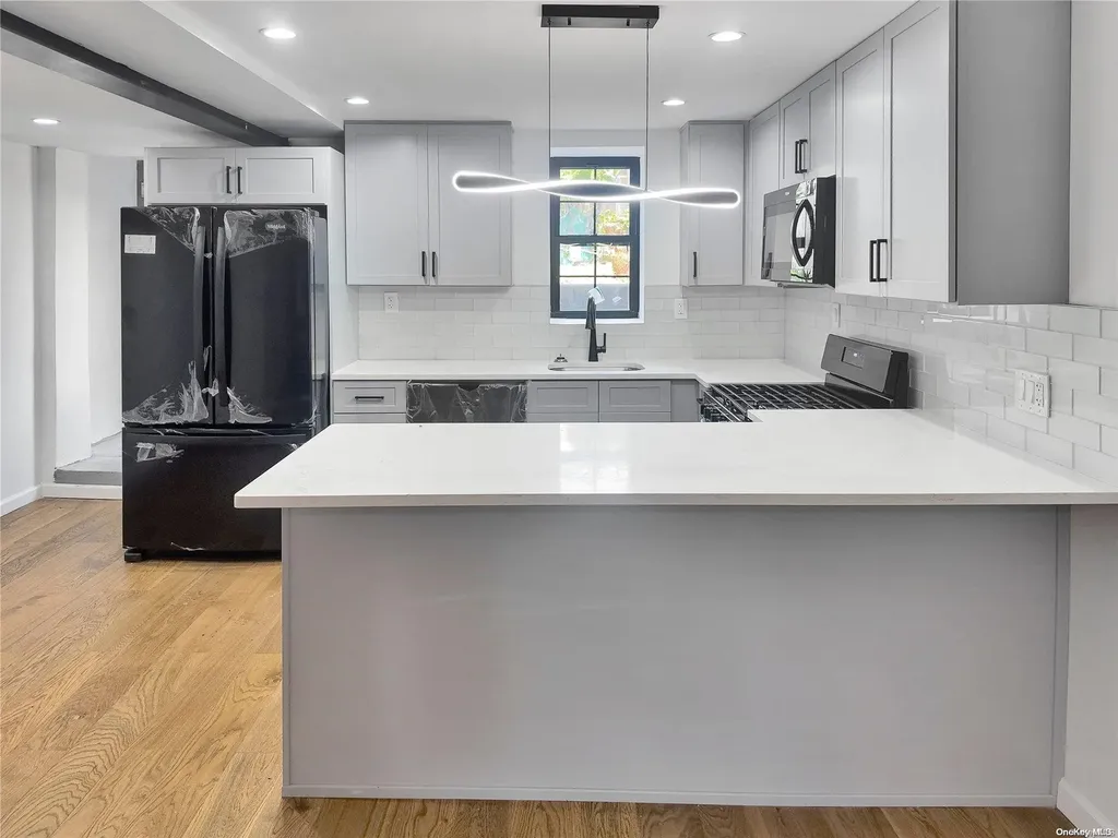 2287 Pacific Street Brooklyn NY 11233