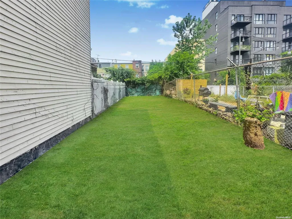 2287 Pacific Street Brooklyn NY 11233