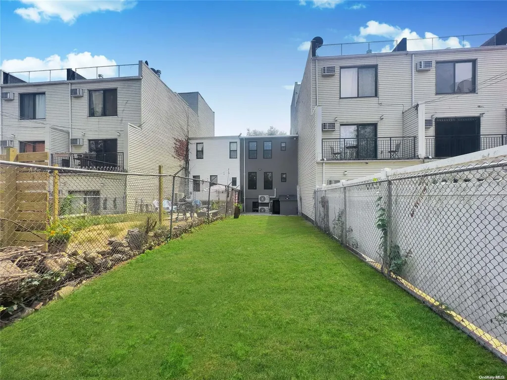 2287 Pacific Street Brooklyn NY 11233