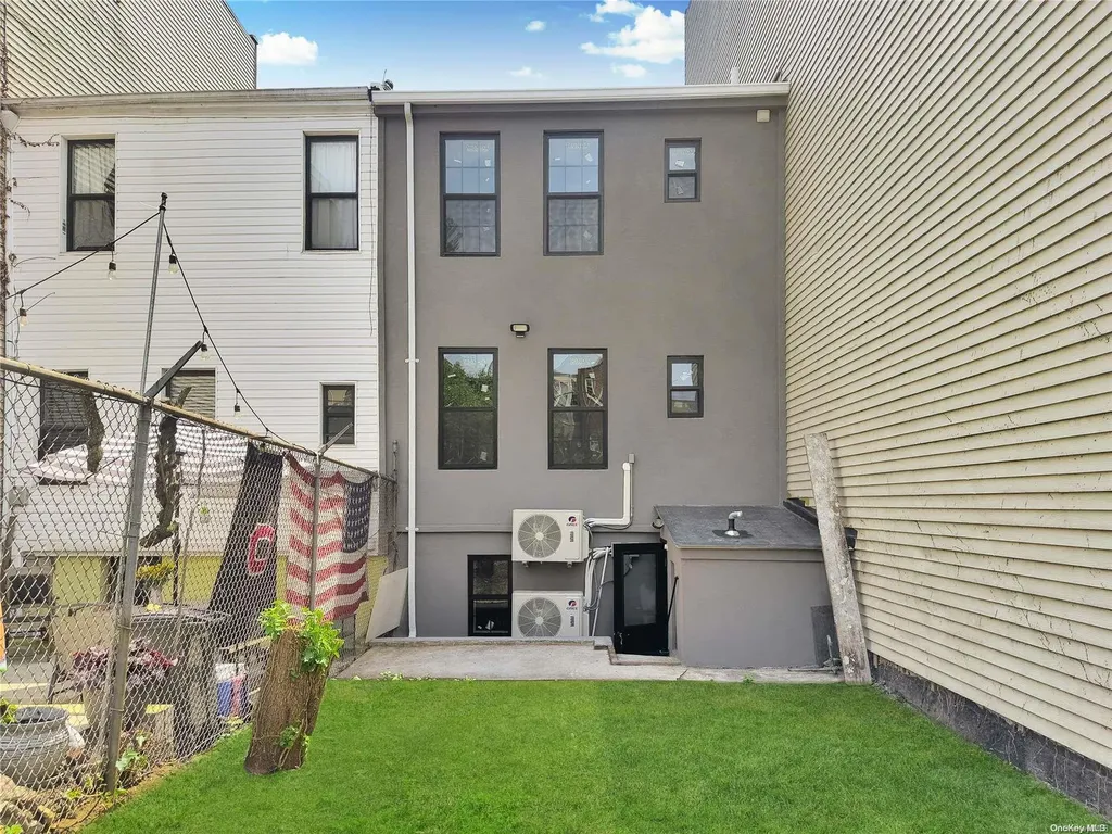 2287 Pacific Street Brooklyn NY 11233