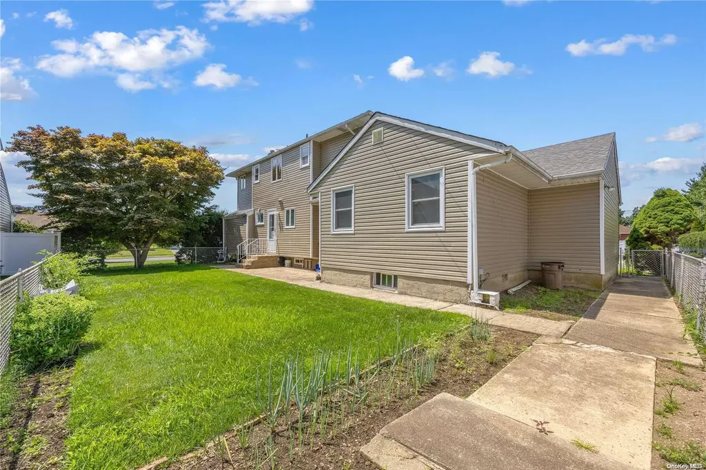 21 Williams Avenue Syosset NY 11791