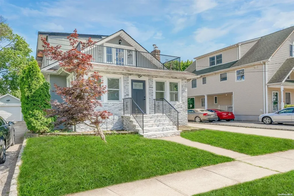 80 Evergreen Avenue Lynbrook NY 11563