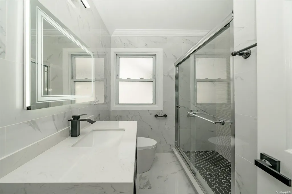 80 Evergreen Avenue Lynbrook NY 11563