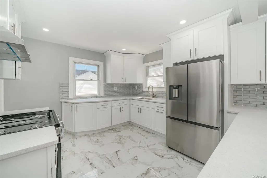 80 Evergreen Avenue Lynbrook NY 11563