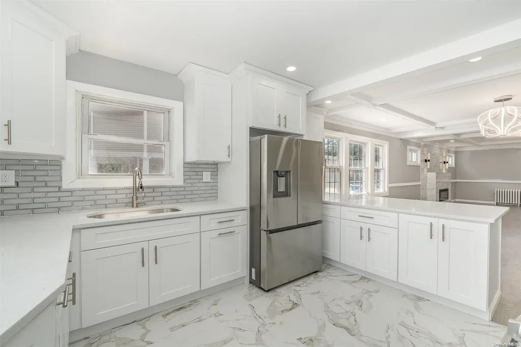 80 Evergreen Avenue Lynbrook NY 11563