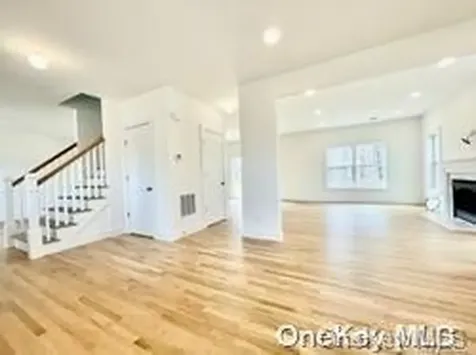 28b N Petty Lane Medford NY 11763