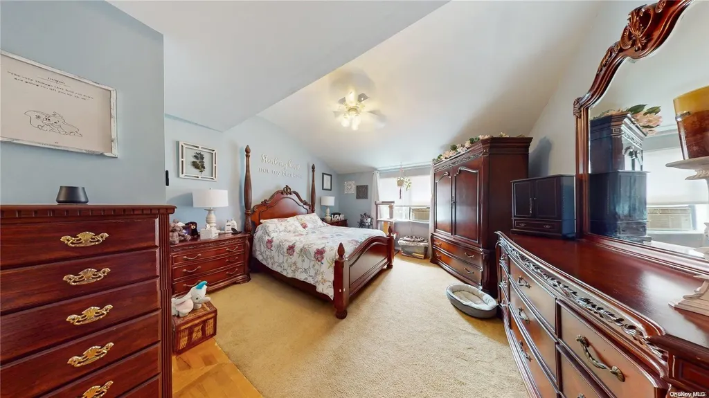 128 Cody Place Staten Island NY 10312