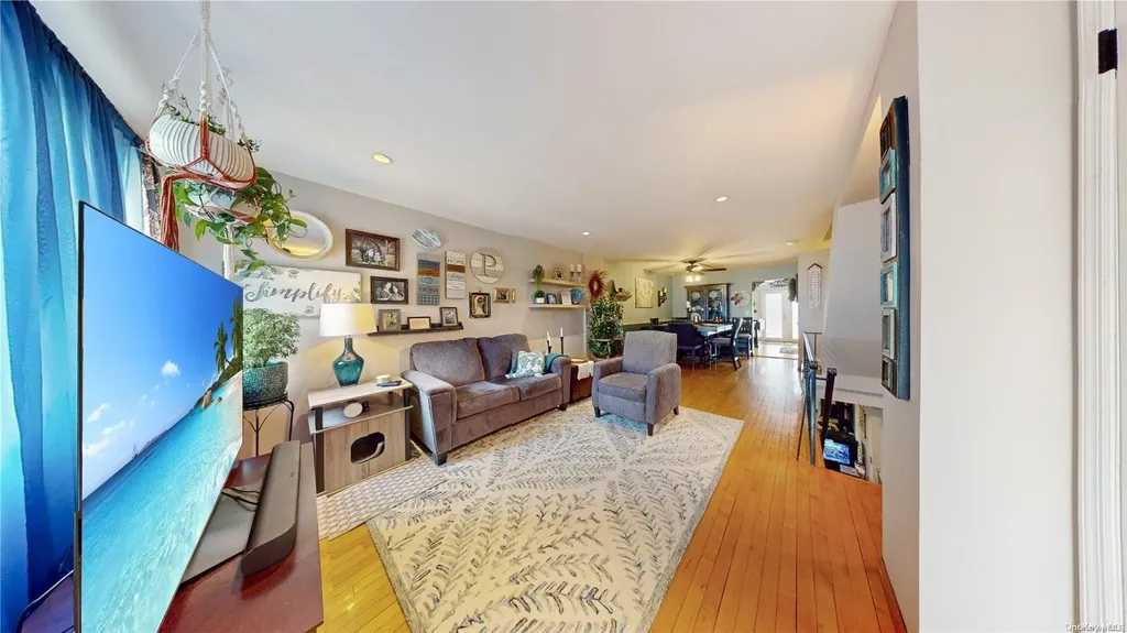 128 Cody Place Staten Island NY 10312