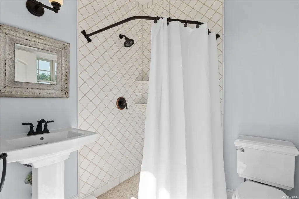 8 Gilbert Road Hampton Bays NY 11946