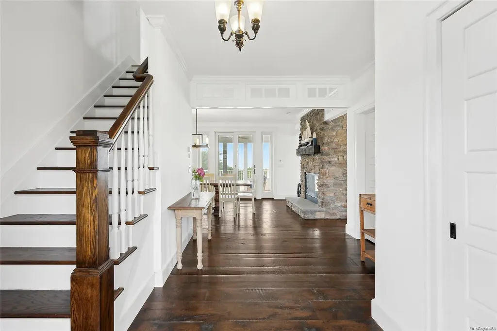8 Gilbert Road Hampton Bays NY 11946