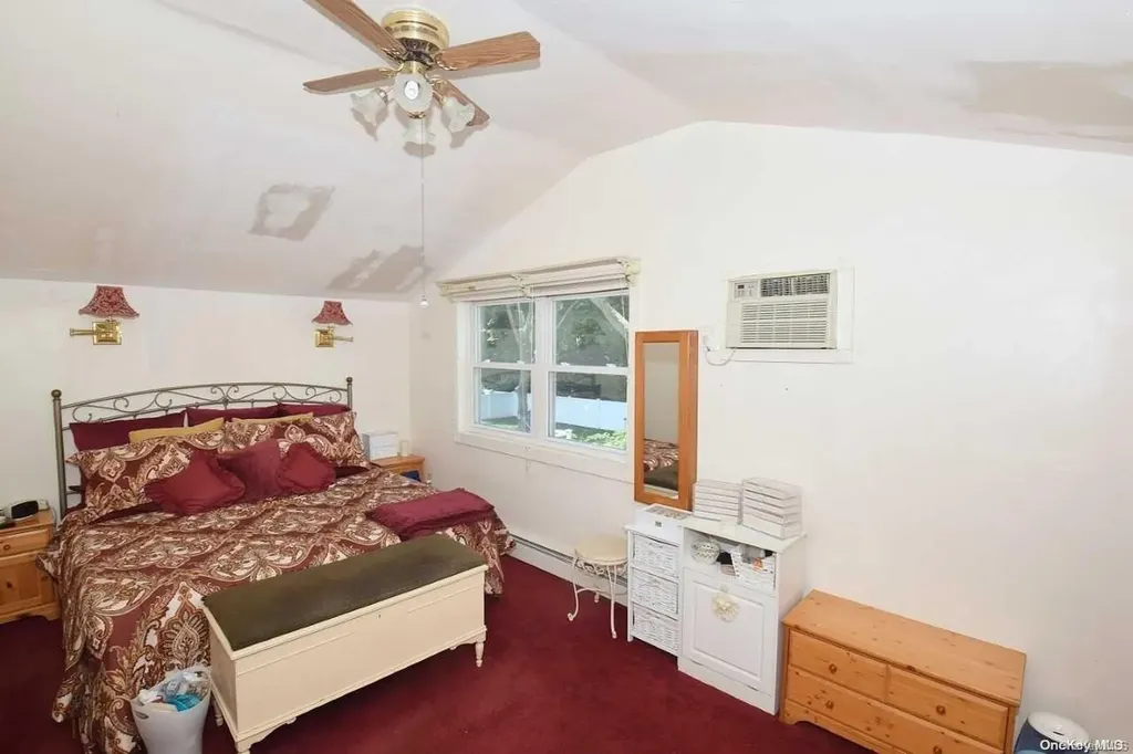 127 17th Street West Babylon NY 11704