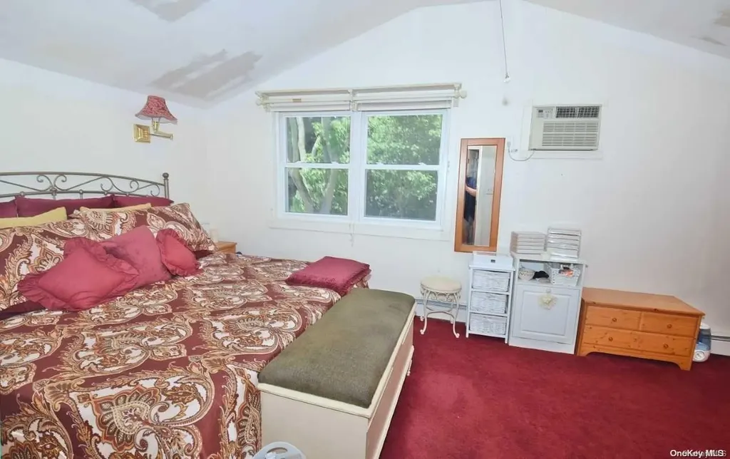 127 17th Street West Babylon NY 11704