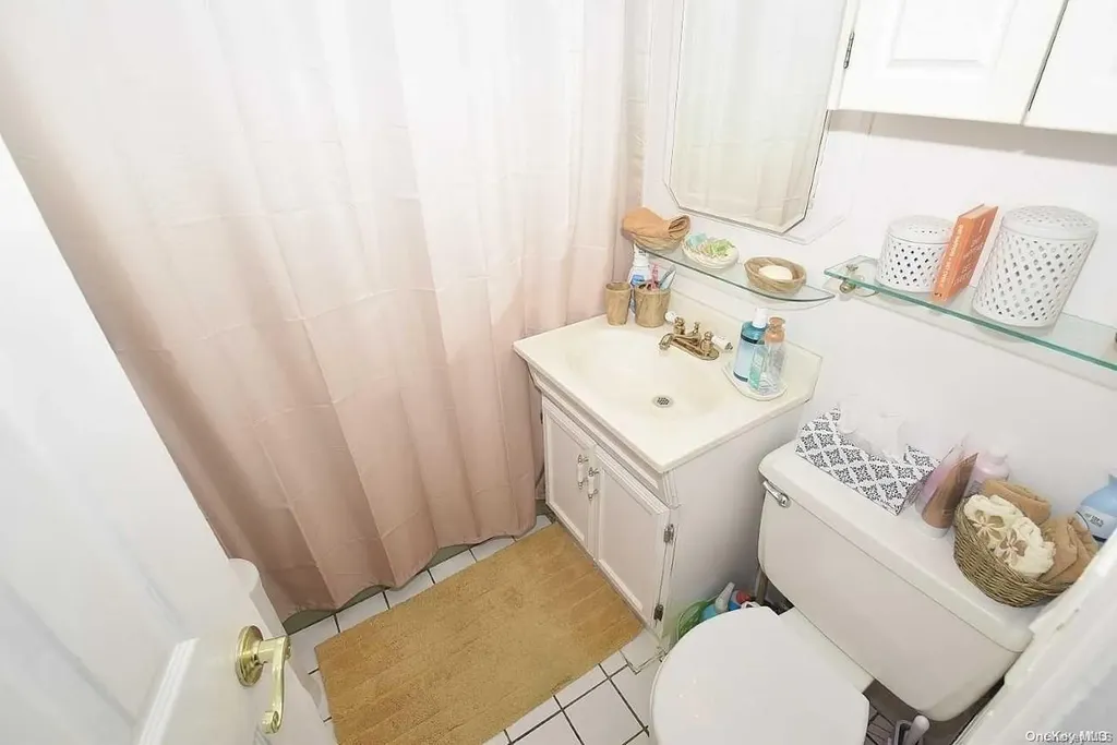 127 17th Street West Babylon NY 11704